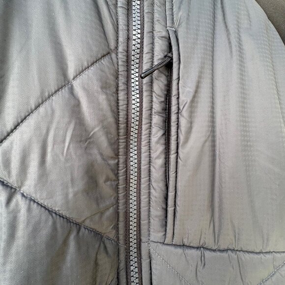 Smartwool Smartloft Hybrid Jacket Black/Graphite, Medium, Nearly New. - Picture 3 of 9